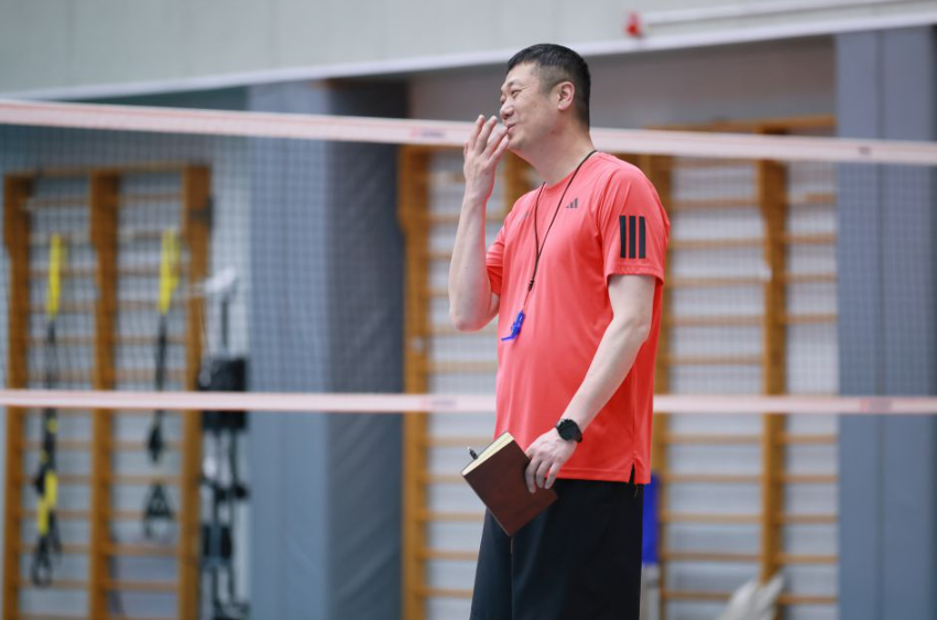 真龙百家乐：幸运与策略的结合